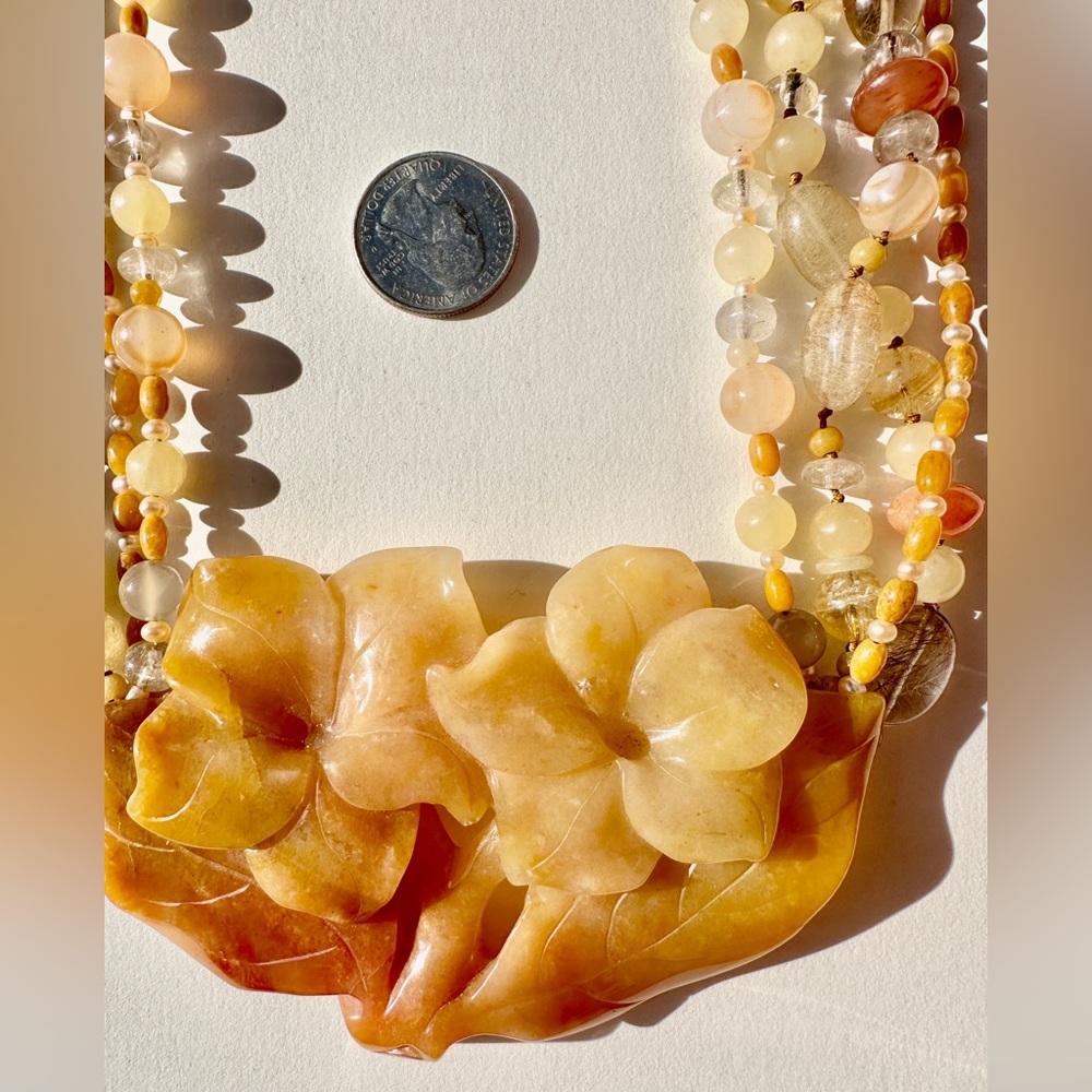 JADE NECKLACE - Picture 2 of 6